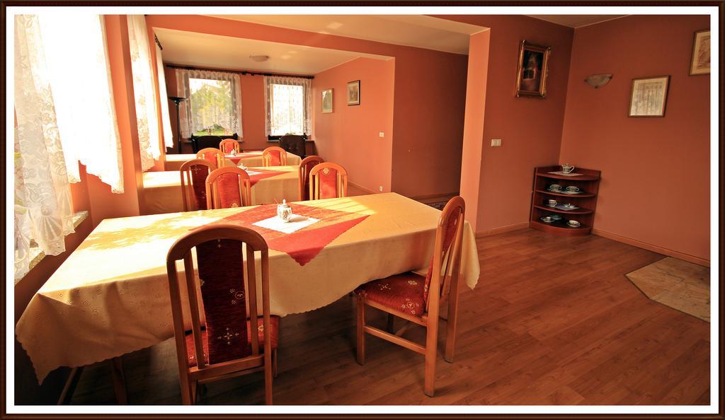 Bed and Breakfast Dworek Jana Bierdzany Екстер'єр фото